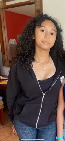 94753631_1758158075384097_r.png
