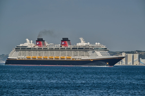 Everything we know as dad jumps overboard to save daughter after she fell from Disney cruise ship