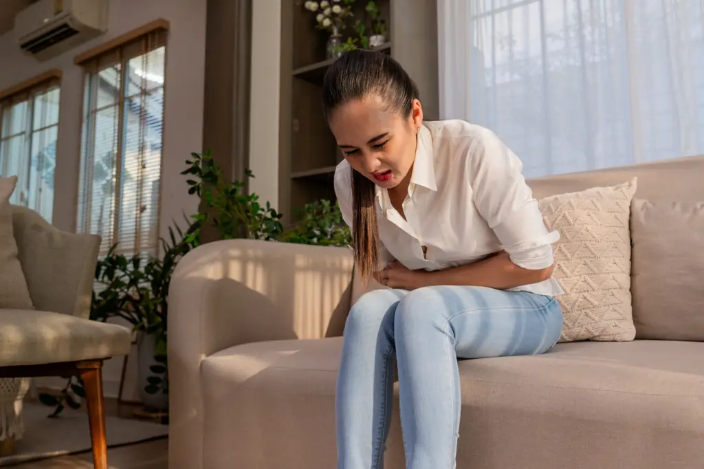 Woman who was diagnosed with cervical cancer at 29 reveals the four common signs she had ignored - Article Image 2