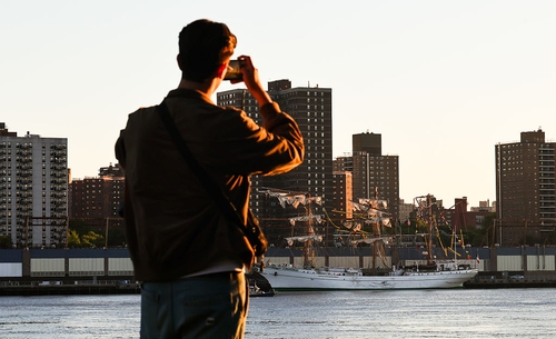 Everything we know so far about the Mexican Navy ship colliding with the Brooklyn Bridge