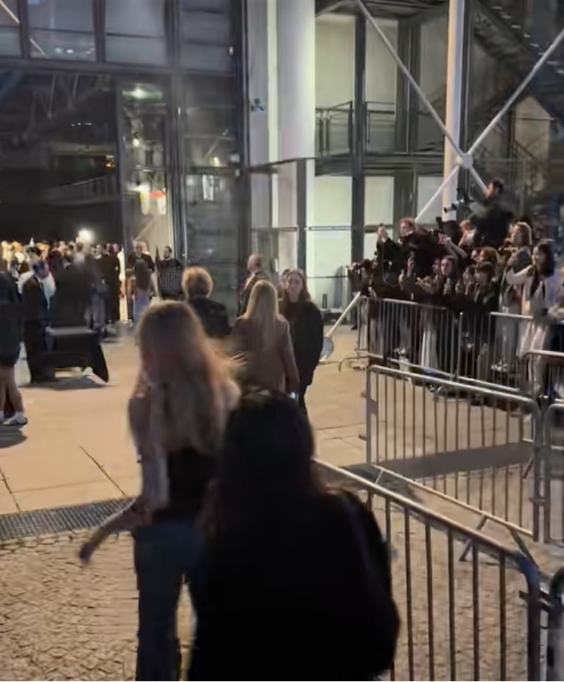 Cara was eventually allowed into the show, after some negotiation. Credit: TikTok/@eventsforyouu