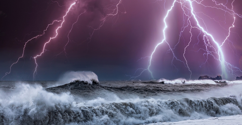 New Jersey Man Dies After Being Struck By Lightning While Trying To Get ...